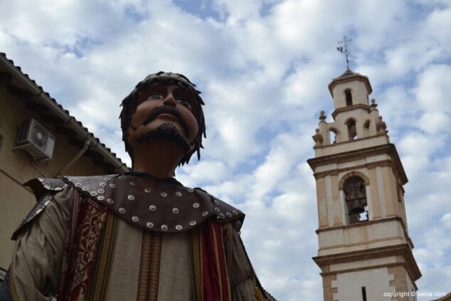03 Bailes del Corpus El gigante Tirant