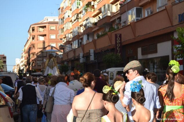 12 Romería en honor a la Virgen del Rocío