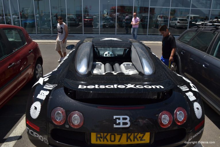 Vista posterior del Bugatti