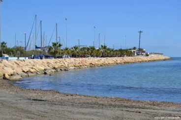 Paseo del puerto deportivo Marina de Dénia