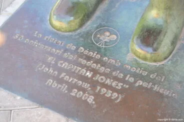 Placa homenaje a El Capitán Jones