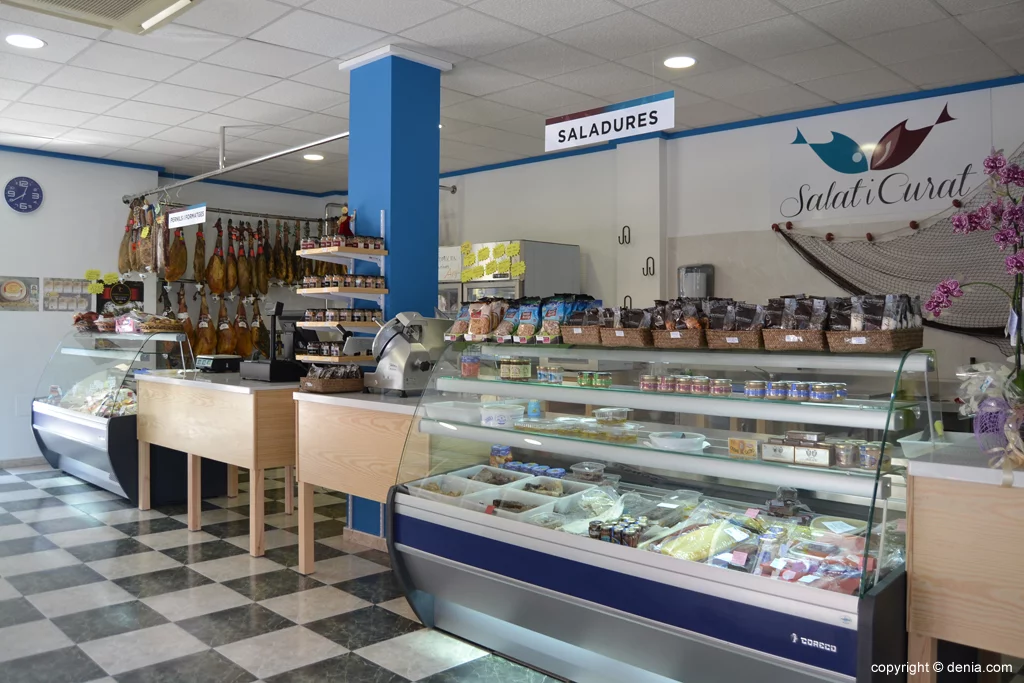 Salat i Curat – tienda de embutidos en Dénia