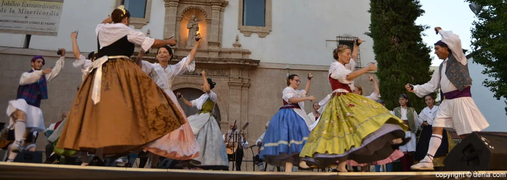 Programa de Fiestas Patronales de Dénia - Santissima Sang 2017 2 aplec de danses