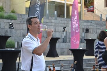 Winecanting Dénia – Cata de vinos