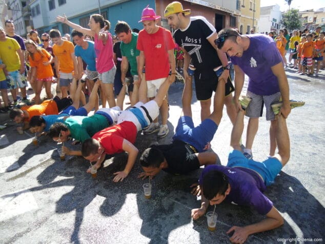 07 Cucañas del Día del Fallero Cucaña de Darrere del Castell