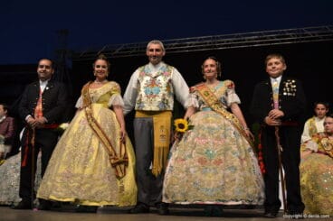 Cargos de la falla Diana 2014 en el Día del Fallero