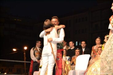 Intercambio de bastones en la Falla Saladar