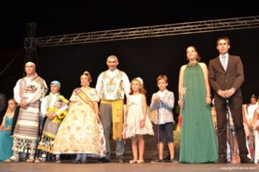 Cargos 2014 y 2015 de la Falla Port Rotes en el Día del Fallero