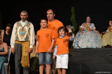 Premios de las cucañas en el Día del Fallero