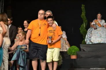 Premios de las cucañas en el Día del Fallero