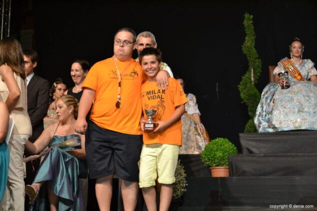 46 Premios de las cucañas en el Día del Fallero