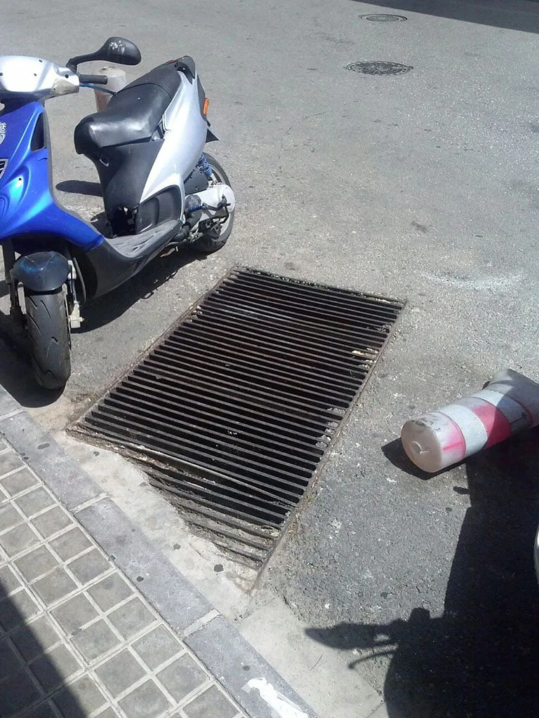 Alcantarillado de la calle Hermanos Ferchen