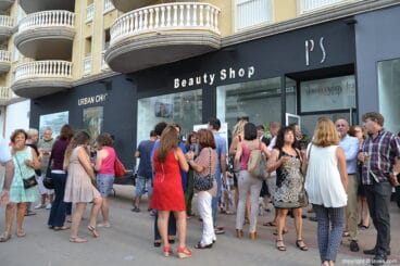 Amigos y familiares en la inauguración de PS Urban Chic