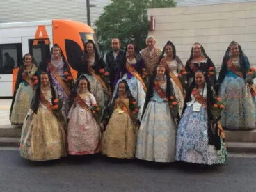 Carlas y Candela con sus cortes en San Vicente