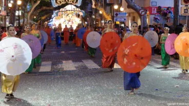 Comparsa Carroza Roques, baile asiático