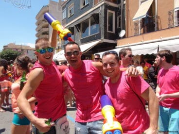 Los dianenses se reúnen en la Glorieta