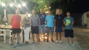 Manolo Viciano junto a los técnicos