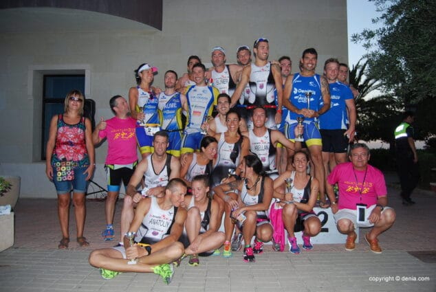 Podium Equipos Acuatlón Els Poblets