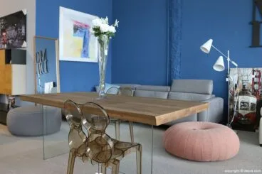 Mesa y sillas Housit