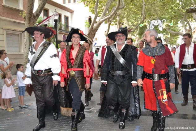 02 Desembarco moro Dénia 2014 Desfile hasta la firma de la tregua