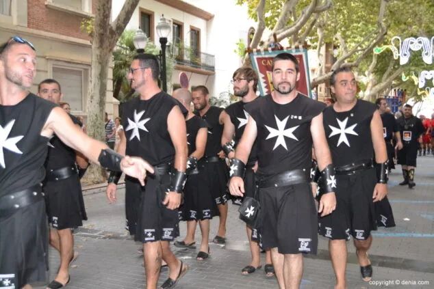 03 Desembarco moro Dénia 2014 Desfile hasta la firma de la tregua