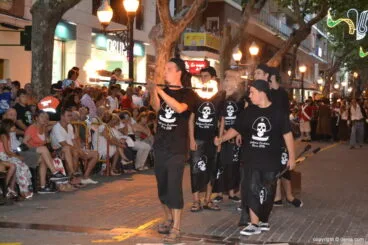 Capitanía Cristiana Marins Corsaris – Malabaristas de fuego