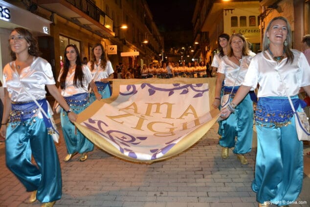11 Retreta final Moros y Cristianos Dénia 2014 Filà Amazigh