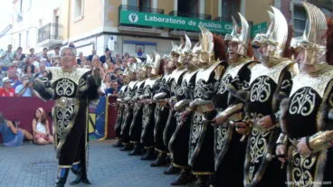 Desfile de gala Dénia 2014 – Filà Mozárabes