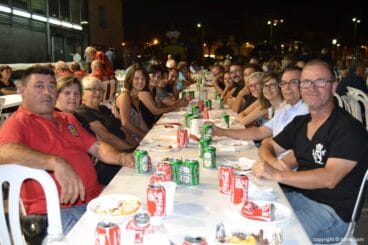 Moros y Cristianos en la cena de asociaciones de Dénia