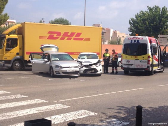 Accidente en la Avenida de Alicante de Dénia el viernes
