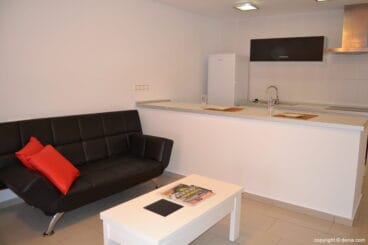 Alquilar-estudio-en-Beniarbeig-cocina