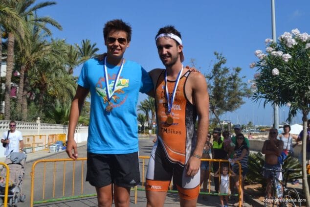 Jesús Gomar fue el vencedor del I Acuatlón de Dénia 20 Anthony Jonhson y Antonio Cabrero