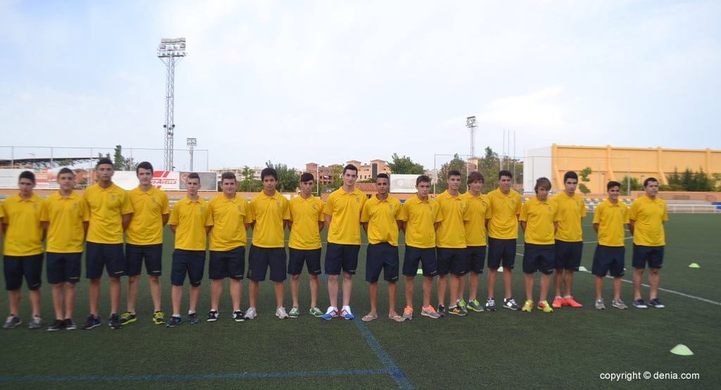 Los equipos juveniles del CD. Dénia juegan en Benidorm 2 El Juvenil B del CD. Dénia