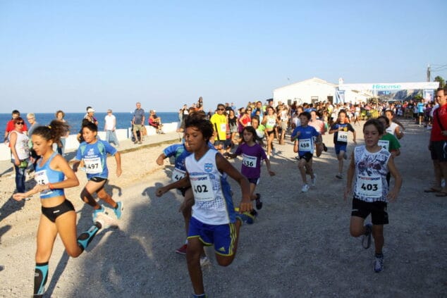 El cross de Les Rotes una prueba para todos