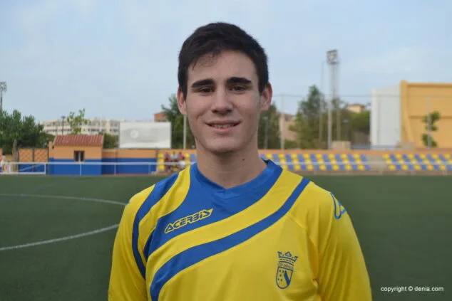 El CD. Dénia presentó a su plantilla para la temporada 2014-15 21 Gabriel Moyano1