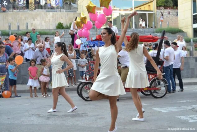 Noche Abierta en Dénia Bailarinas