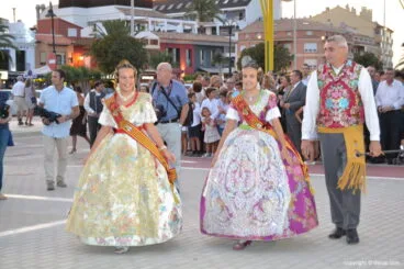 Presentación Falleras Mayores Dénai 2015 – Llegada de las cortes de honor