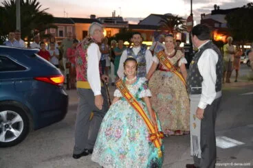 Presentación Falleras Mayores Dénia 2015 – Llegada de Carla y Candela