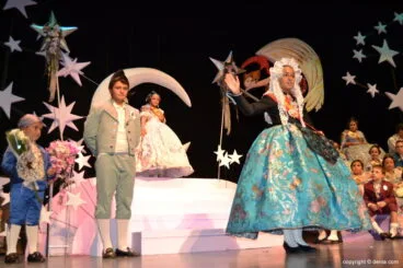 Presentación infantil Baix la Mar – Pleitesía de la Foguera Carrer san VIcent
