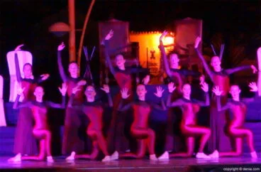 Presentación Falleras Mayores Dénia 2015 – Ballet Pas de Quatre