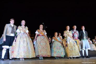 Presentación Falleras Mayores Dénia 2015 – Pleitesía Falleras Mayores de Xàtiva