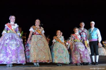 Presentación Falleras Mayores Dénia 2015 – Pleitesía Bellees del Foc de San Vicent del Raspeig