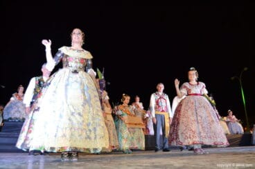Presentación Falleras Mayores Dénia 2015 – Pleitesía Falleras Mayores Gandía