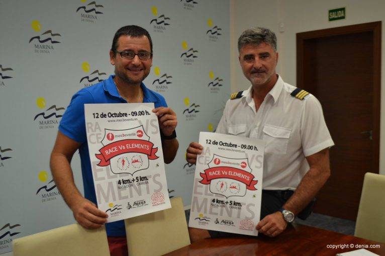 Andrés Ponce y Eduardo Alberola con el cartel de la prueba