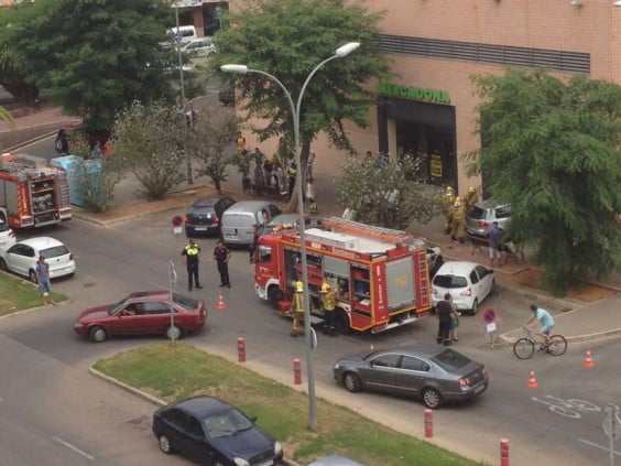 Camión de bomberos en el lugar del accidente