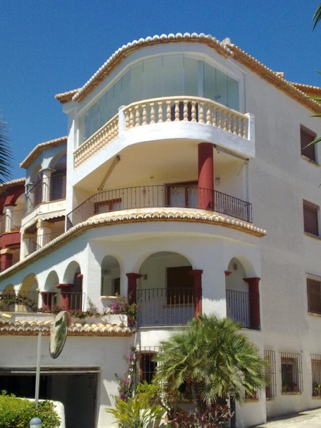 Cerramiento de cristal desde fuera