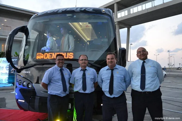 Conductores de Denibus