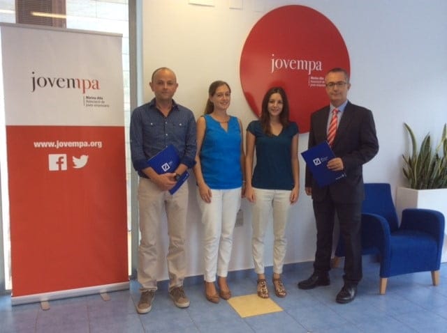 Jovempa Marina Alta renueva el convenio con Deutsche Bank 1 Emilio Sentí presidente de Jovempa tras firmar el convenio