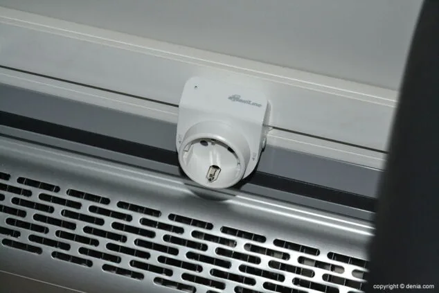Enchufes en los autobuses Denibus+