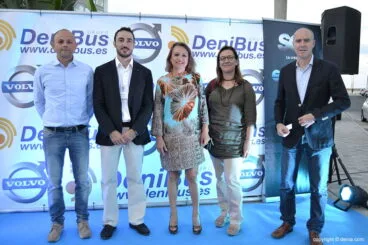 Fiesta de presentación de los autobuses alta gama Denibus+